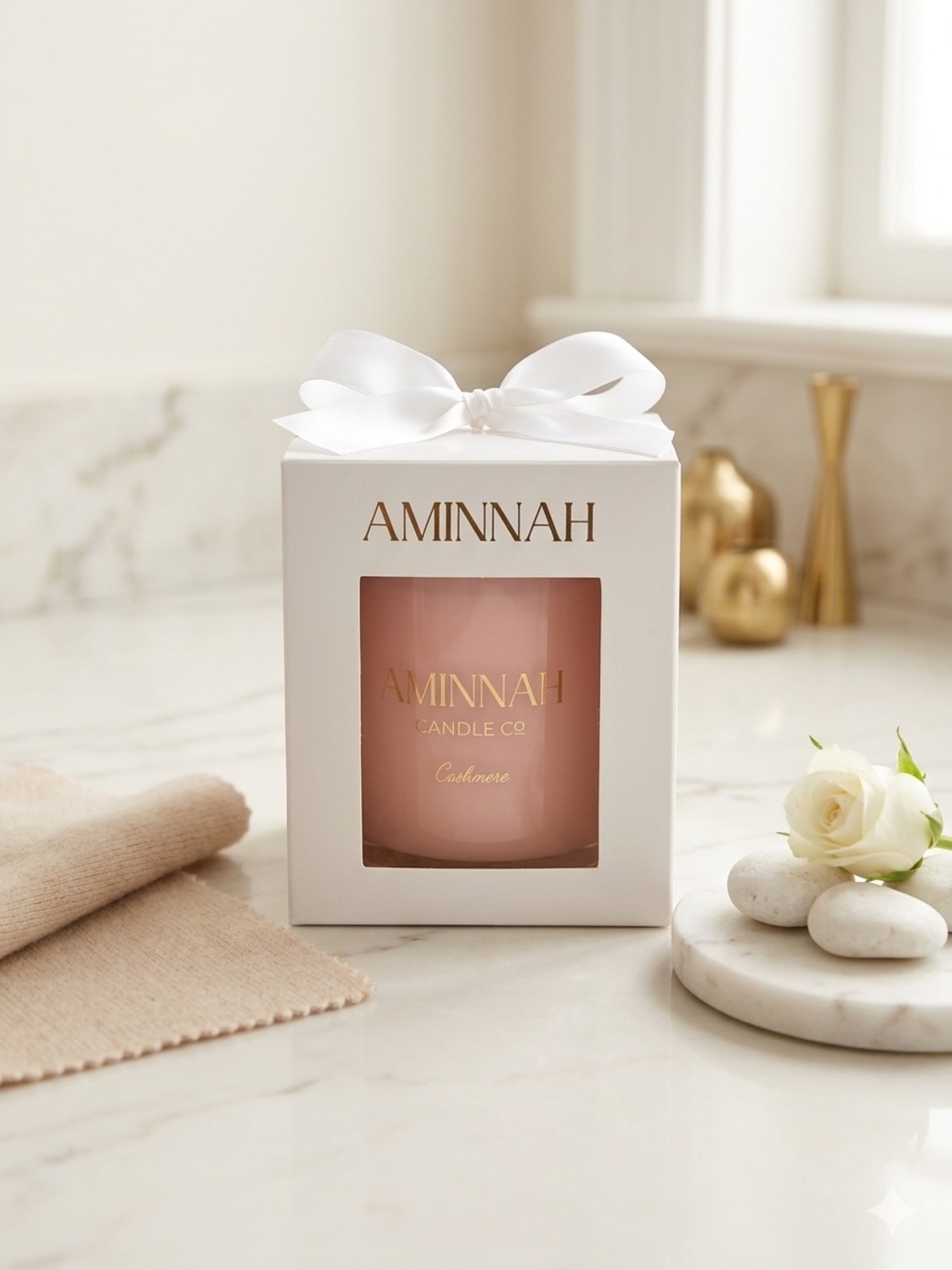 Aminnah Pink Glass Candle in Gift Box